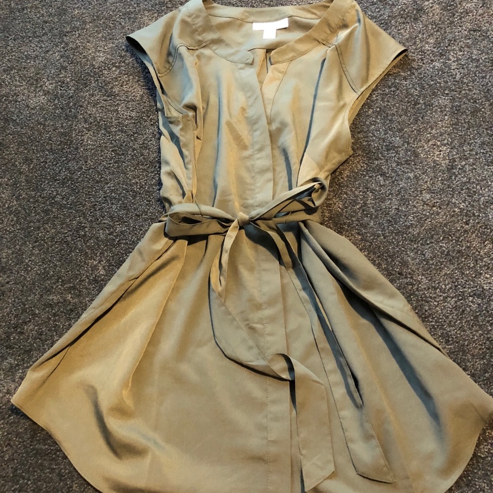 Motherhood Maternity olive green blouse